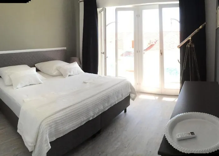 Seaside With Private Pool By The Sea - فيلة
