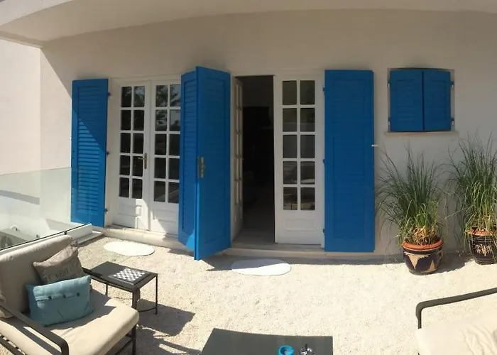 Seaside With Private Pool By The Sea - 别墅 *