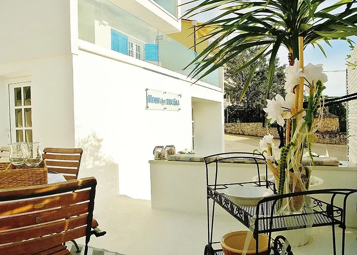 Seaside With Private Pool By The Sea - 别墅 *