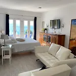 别墅 Seaside With Private Pool By The Sea - 特罗吉尔