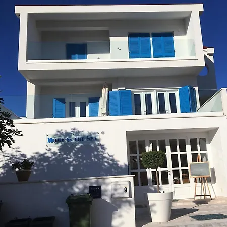 Seaside With Private Pool By The Sea -