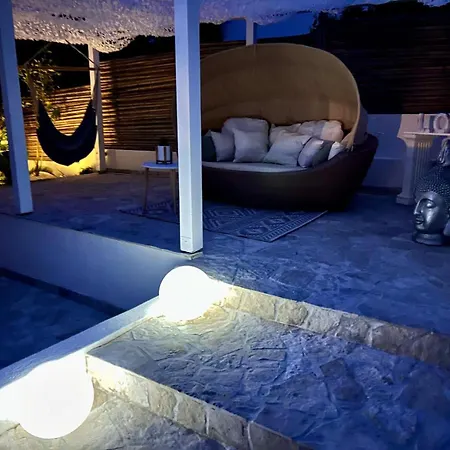 Seaside With Private Pool By The Sea - Villa Trogir