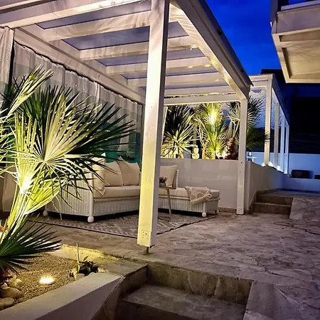 Seaside With Private Pool By The Sea - Villa Trogir