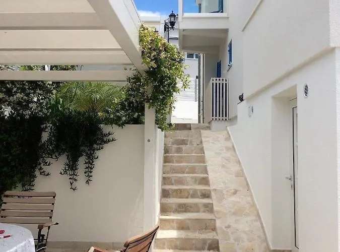 Seaside With Private Pool By The Sea - * Trogir