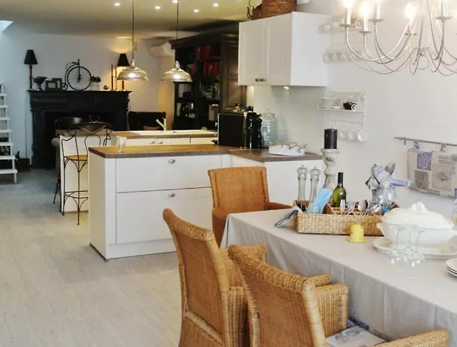 Seaside With Private Pool By The Sea - Villa